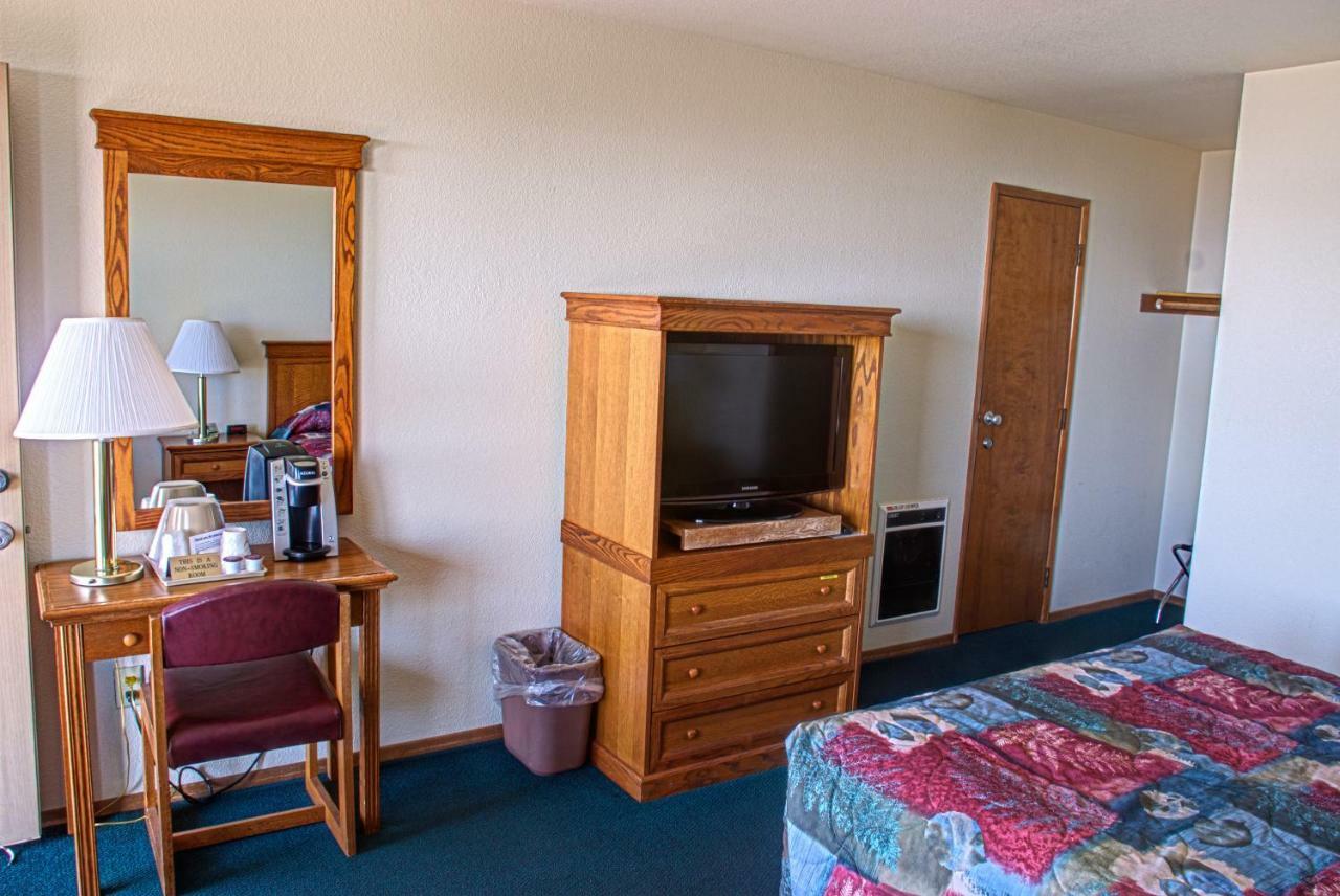Crescent Beach Motel เครสเซนต์ซิตี ห้อง รูปภาพ