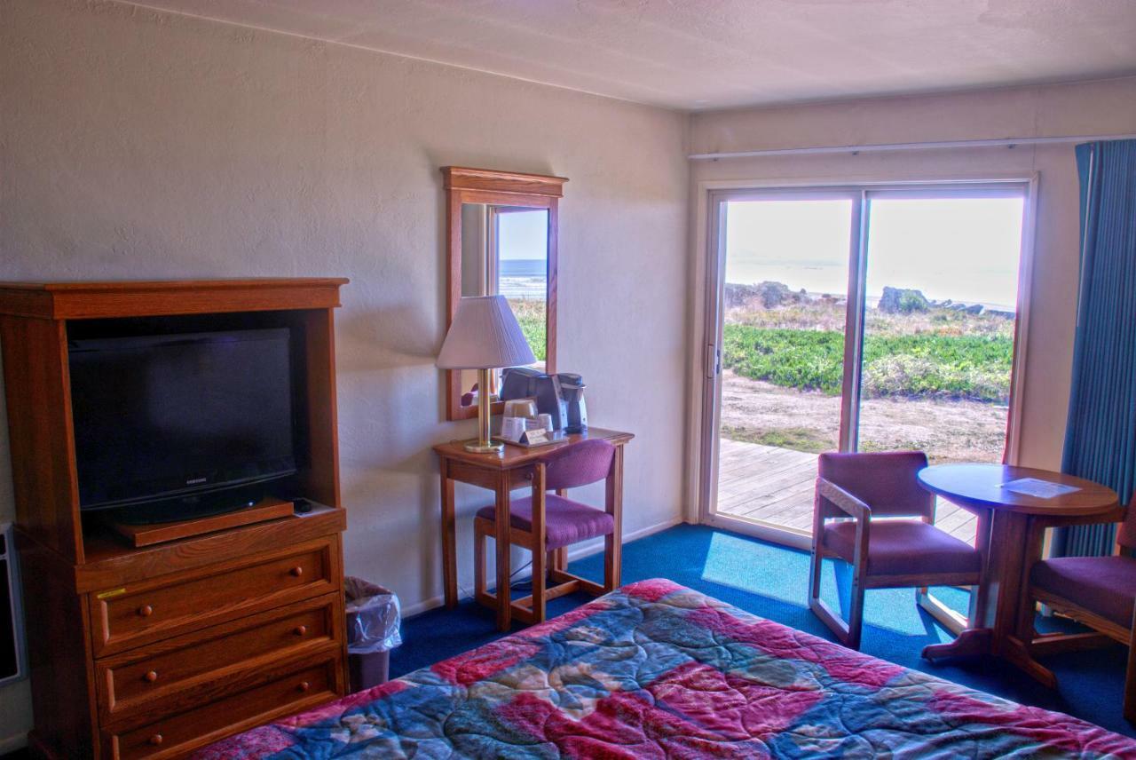 Crescent Beach Motel เครสเซนต์ซิตี ห้อง รูปภาพ