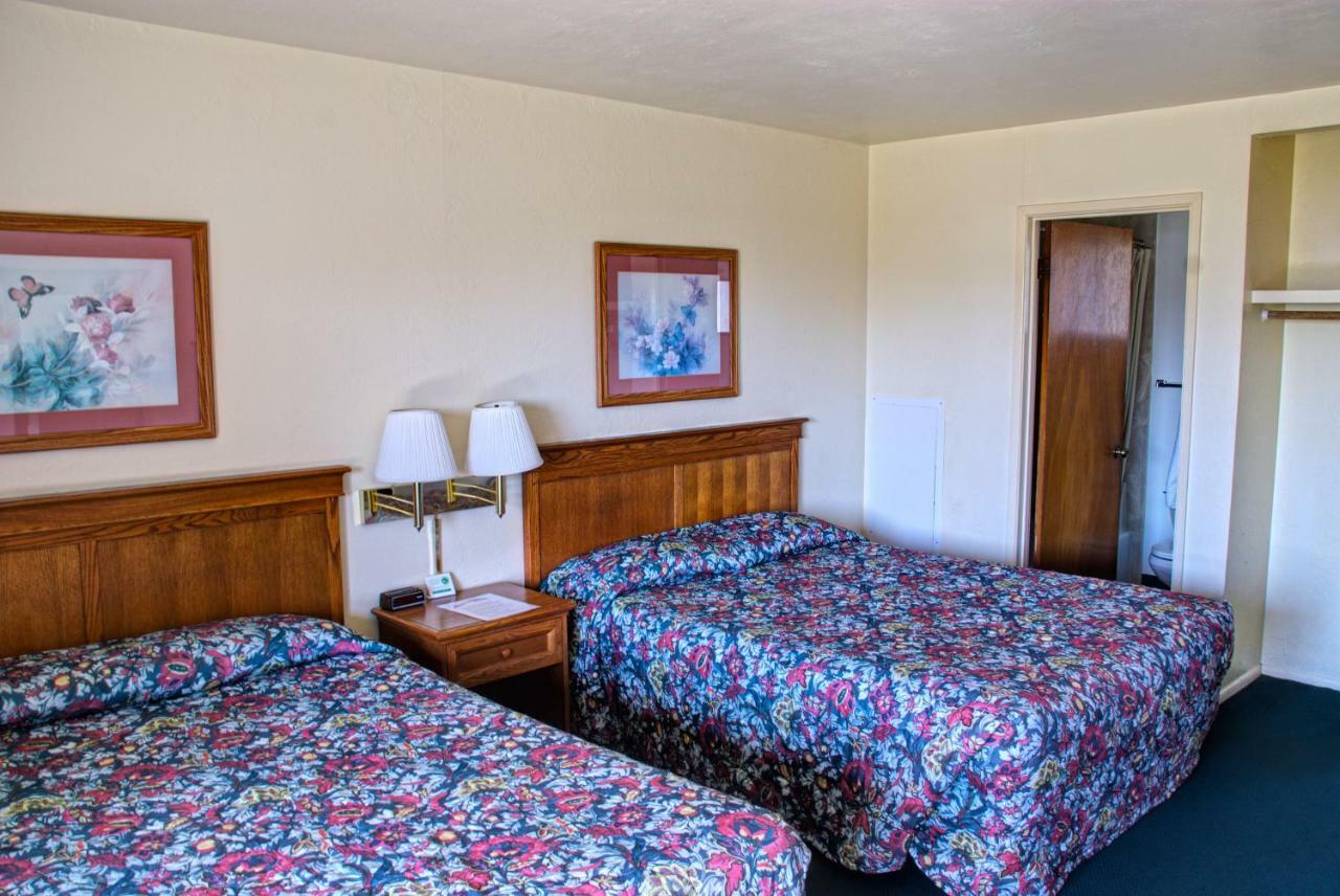 Crescent Beach Motel เครสเซนต์ซิตี ห้อง รูปภาพ